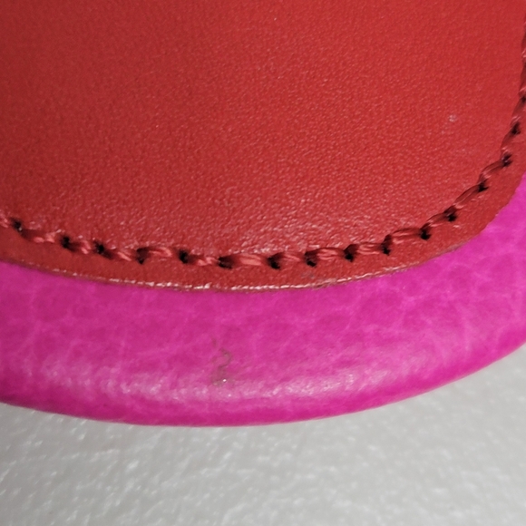 Tory Burch NWT Miller Thong Sandals Size 7. - Picture 11 of 13